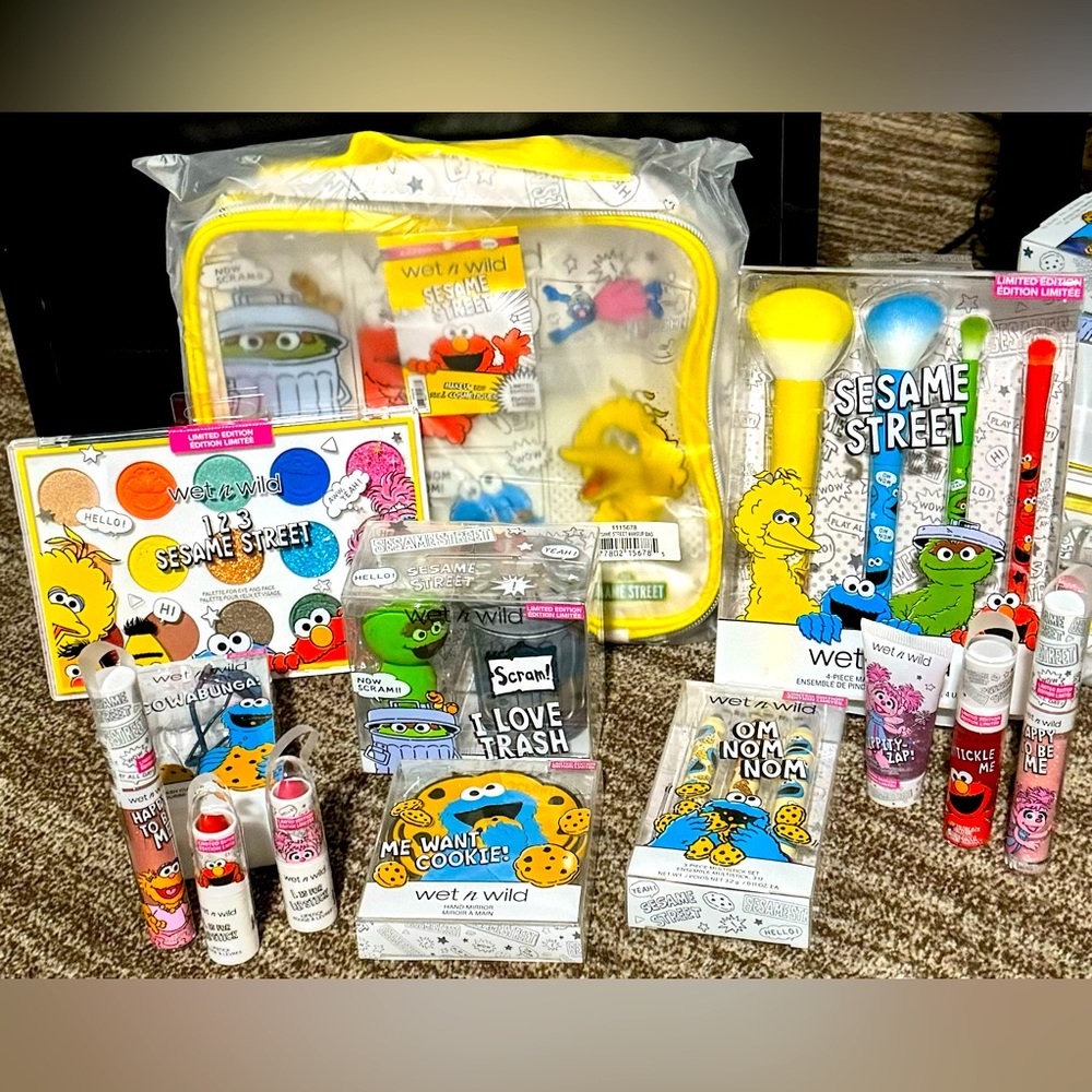 13 piece Sesame Street makeup wet and wild collection limited edition